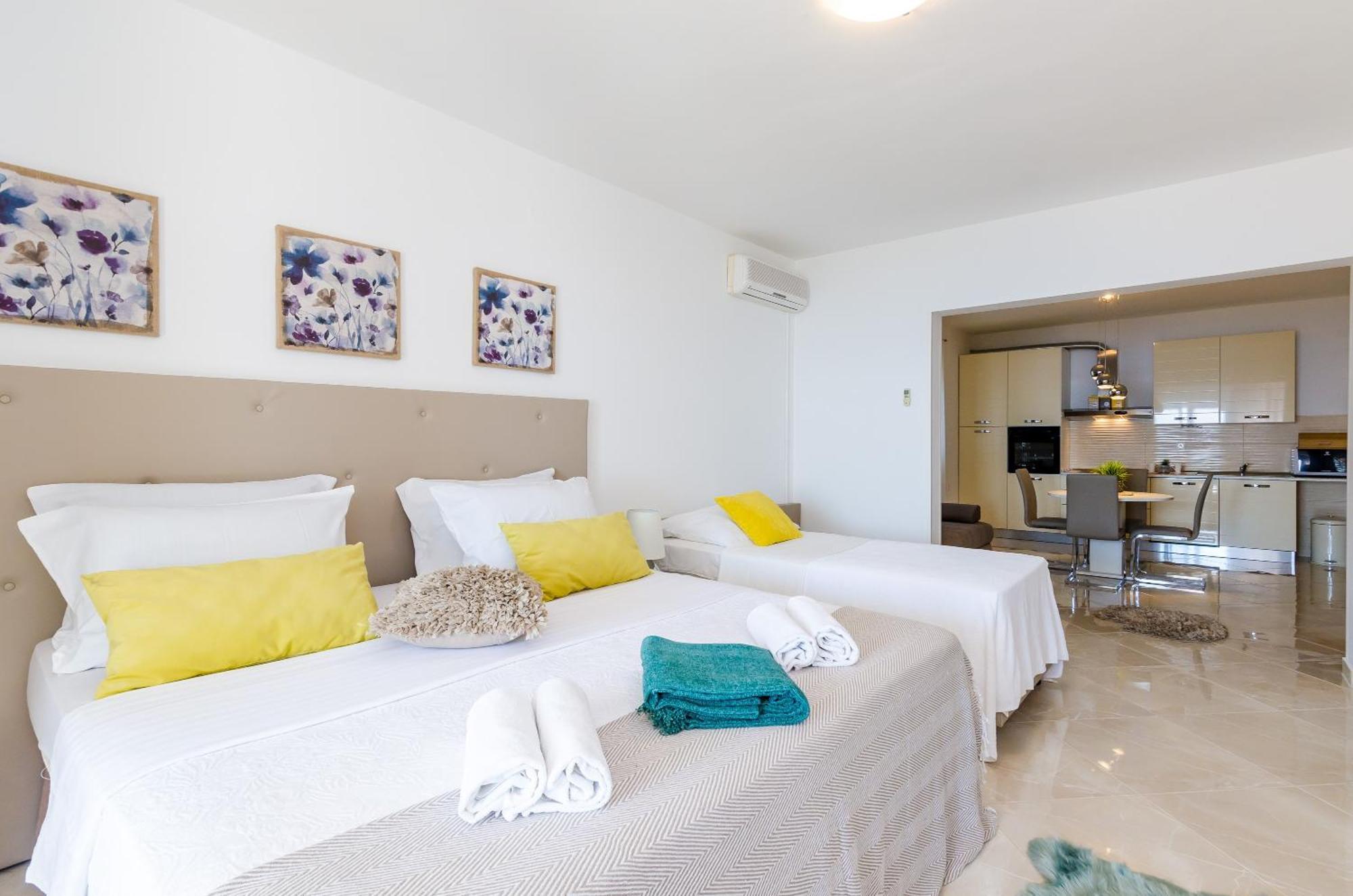 Apartments Sandito Mlini Pokoj fotografie